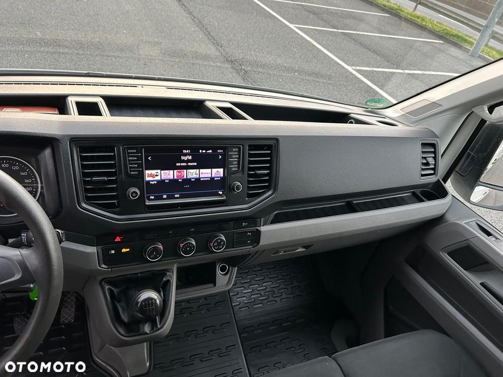 Volkswagen Crafter - 12