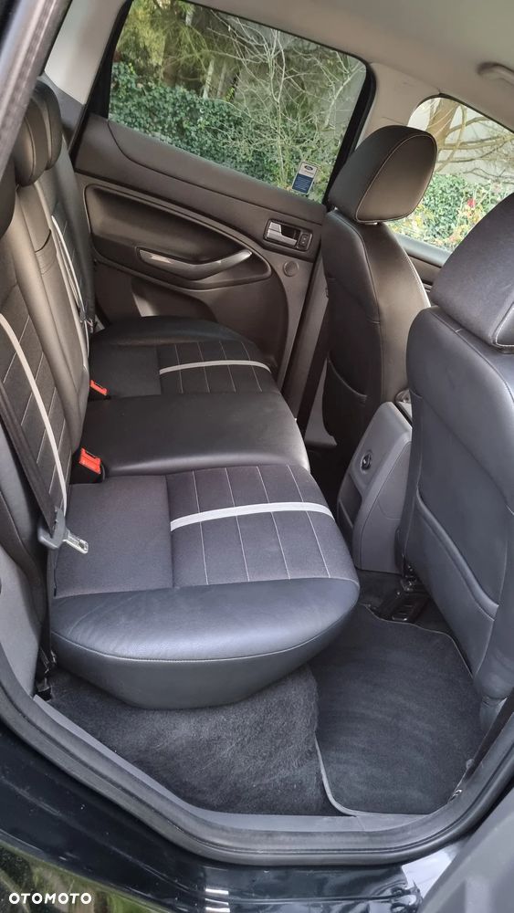 Ford Kuga 2.0 TDCi Titanium - 15