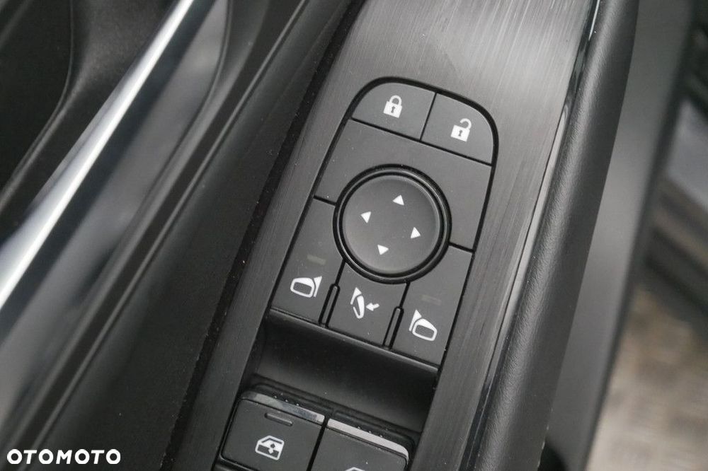 Nissan Qashqai - 32