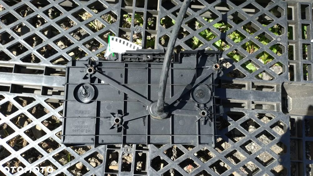 PODSTAWA AKUMULATORA IVECO DAILY 99-14 NO V024/065 - 2