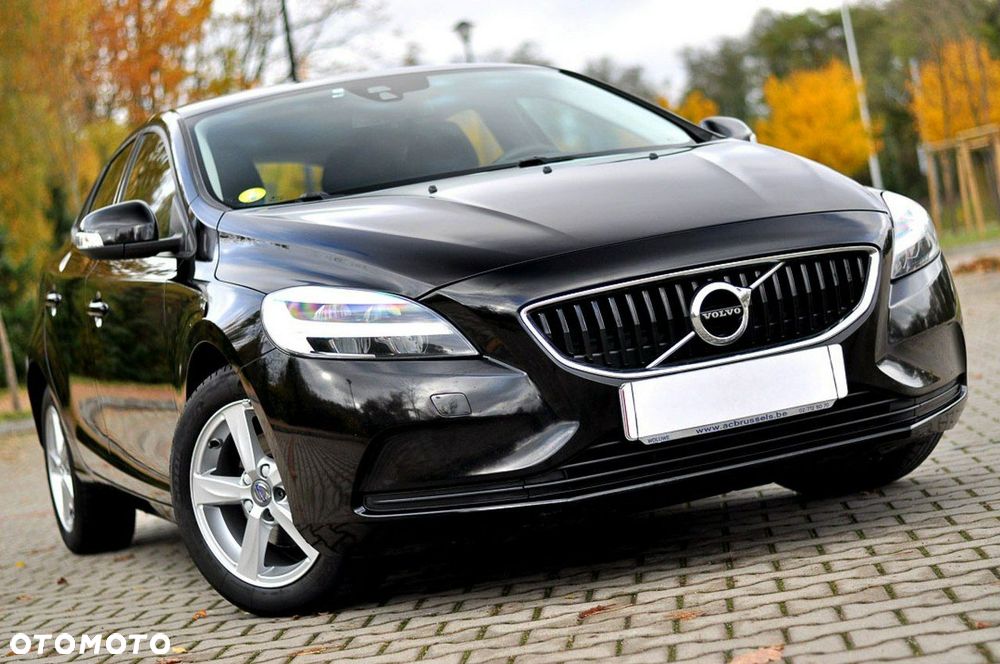 Volvo V40 D2 Drive-E Momentum - 33
