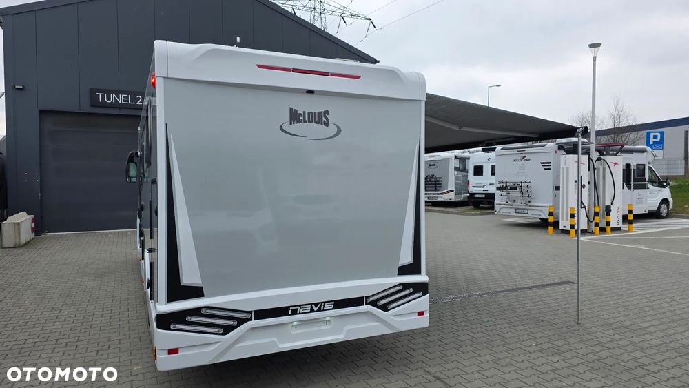 McLOUIS NEVIS 879 - INTEGRA - KAMPER - 30