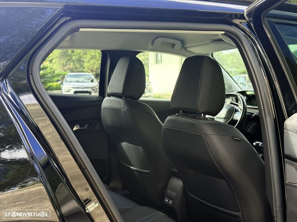 Peugeot 2008 1.2 PureTech Allure Pack - 32