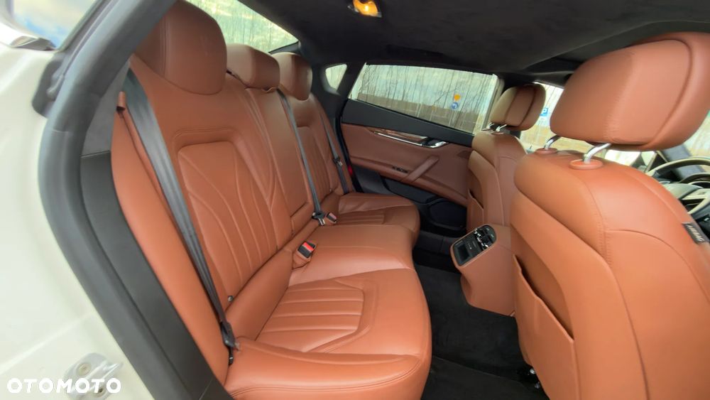 Maserati Quattroporte GTS Automatik - 15