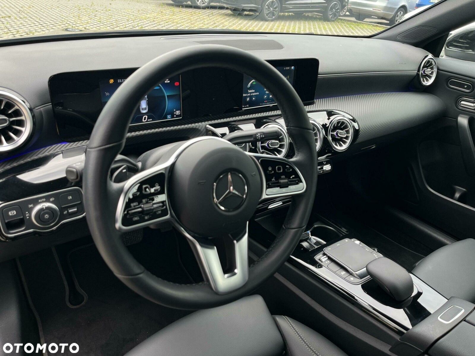 Mercedes-Benz CLA - 9