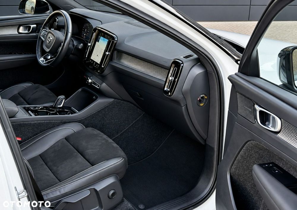 Volvo XC 40 B4 B Geartronic RDesign - 8