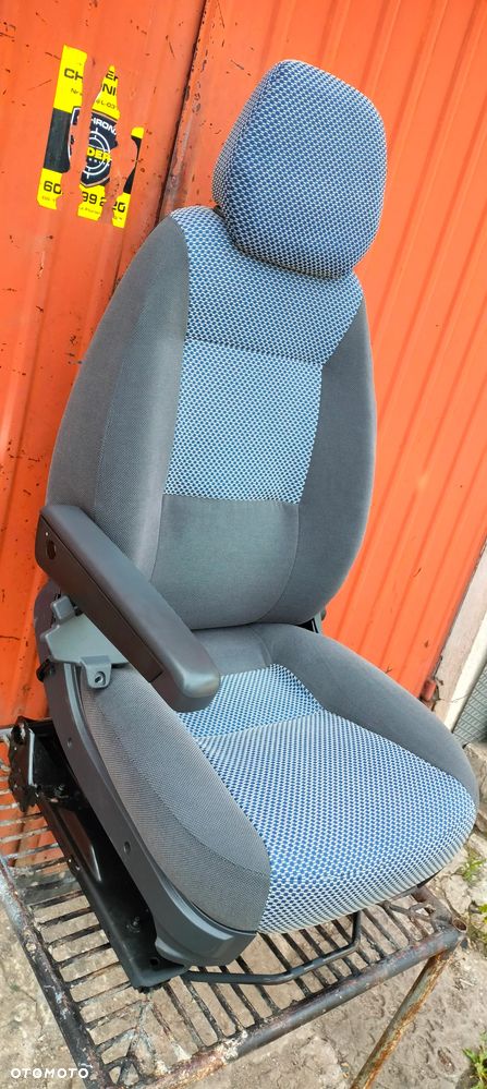 Fotel Ducato Boxer Jumper Podgrzewany, Zagłówek Tapicerowany - 2