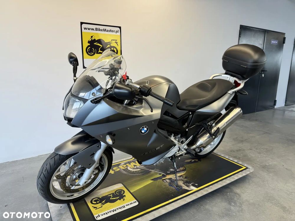 BMW F - 4