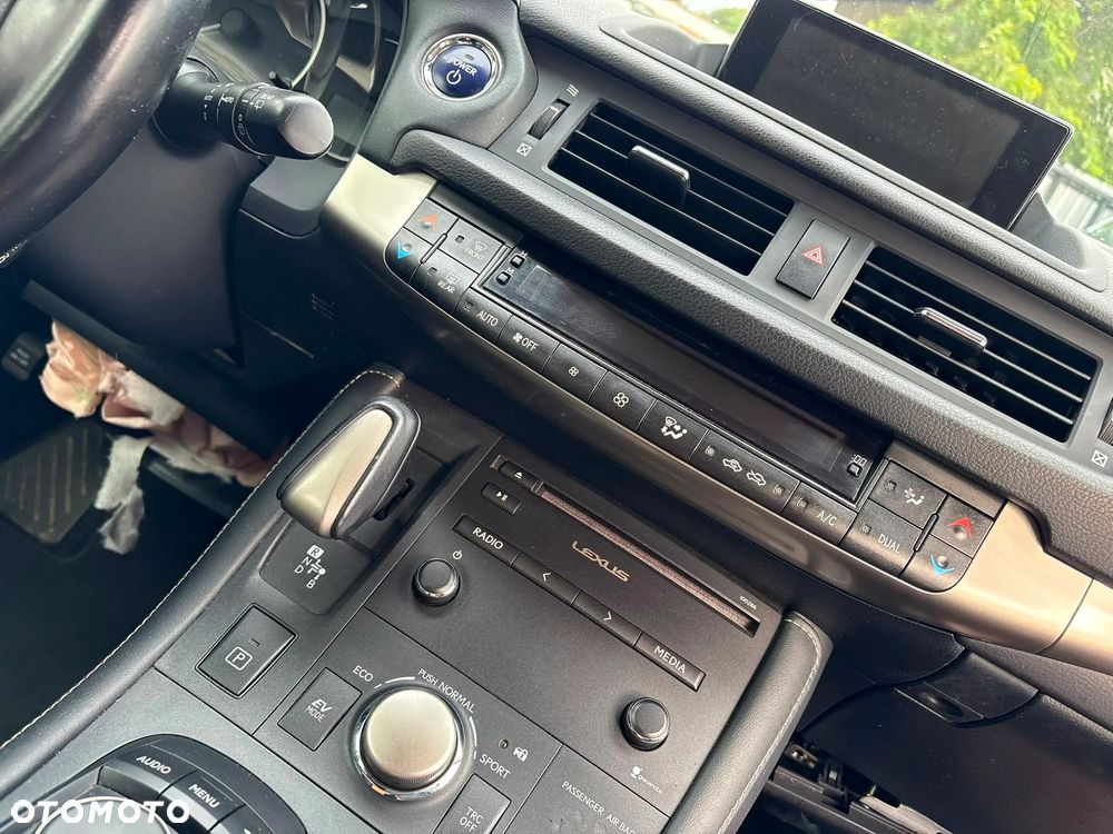 Lexus CT 200h Comfort - 18
