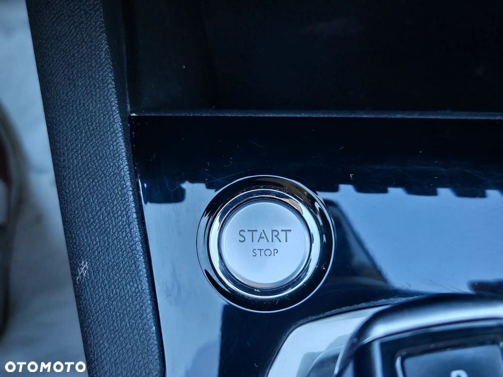 Peugeot 3008 BlueHDi 120 EAT6 Stop & Start Allure - 29