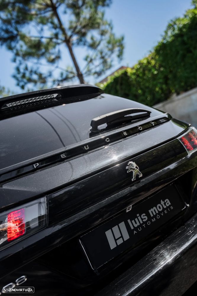 Peugeot 508 SW 1.6 Hybrid Allure Pack e-EAT8 — fotografia 17