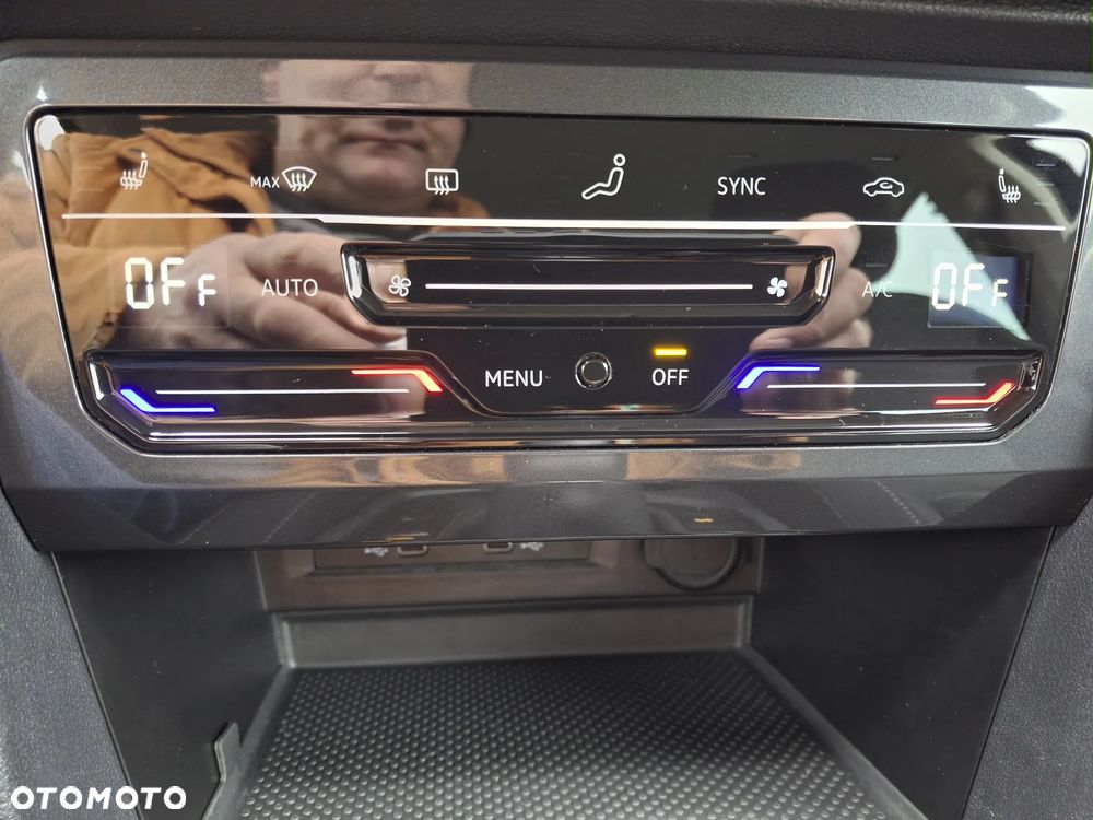 Volkswagen Tiguan 2.0 TDI SCR Life - 32