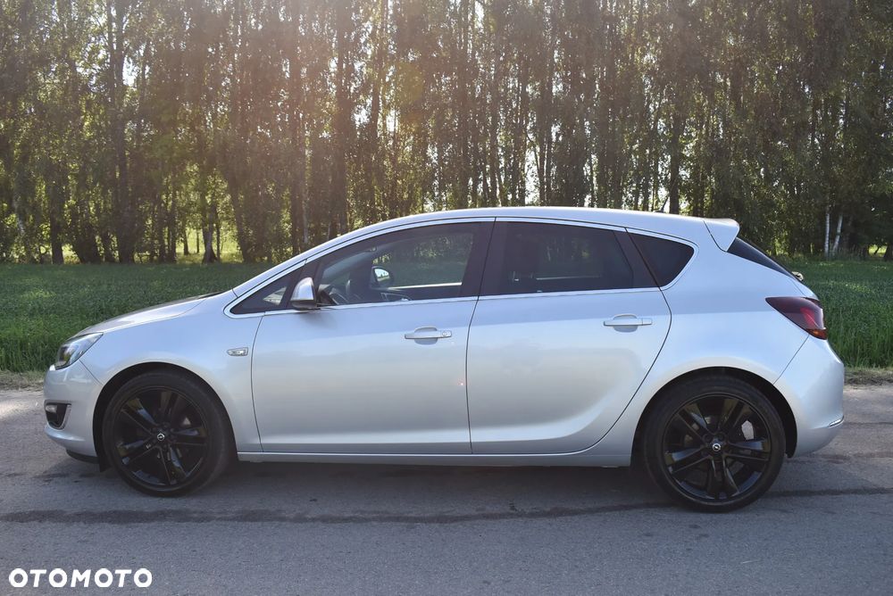Opel Astra - 8