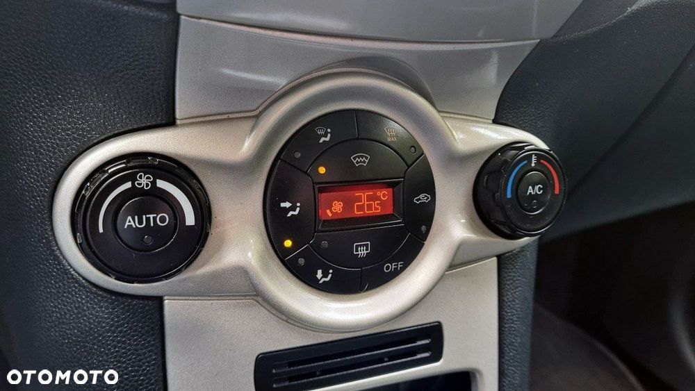 Ford Fiesta - 13