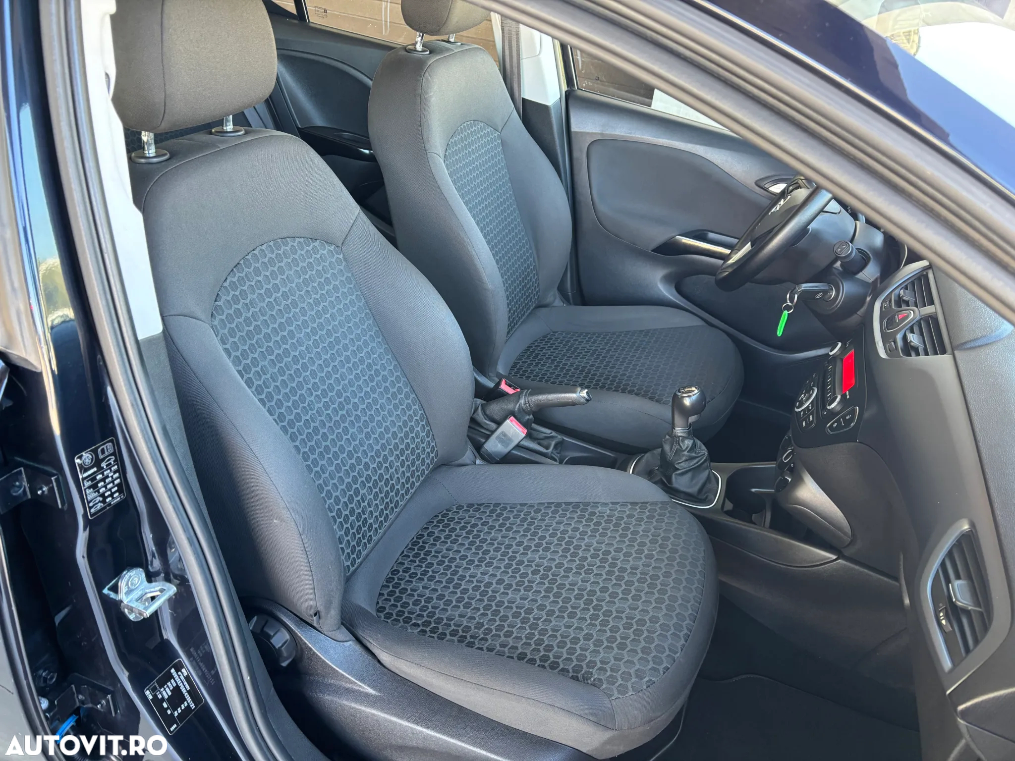 Opel Corsa 1.4 ECOTEC Active - 27