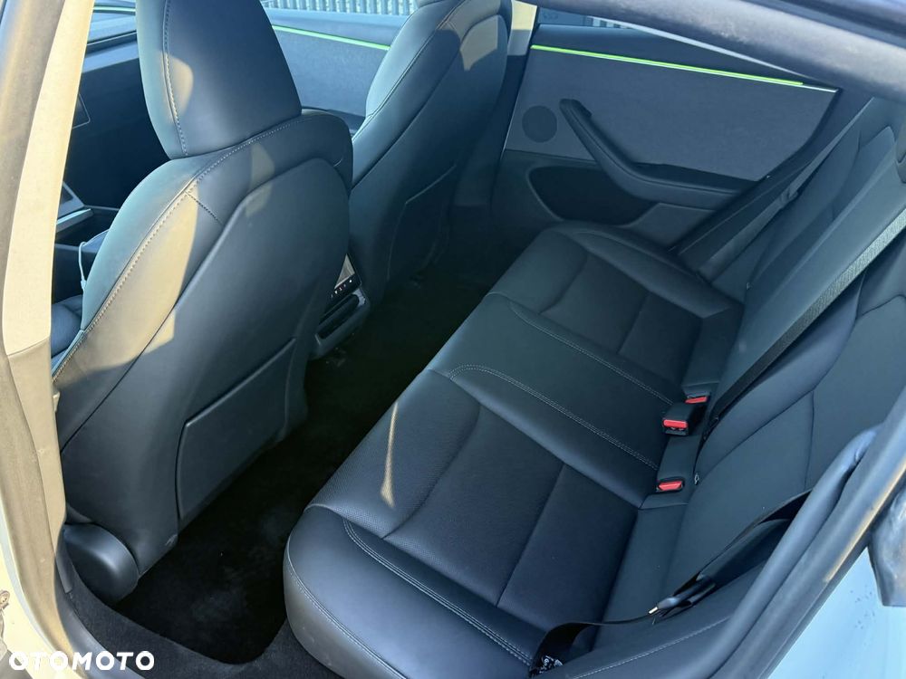 Tesla Model 3 Standard Hinterradantrieb - 6