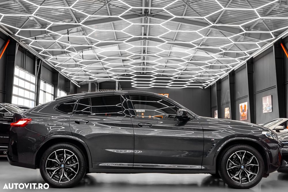 BMW X4 xDrive20i AT MHEV - 26