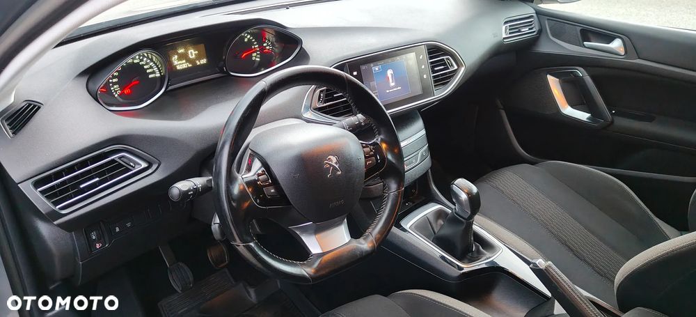 Peugeot 308 - 19