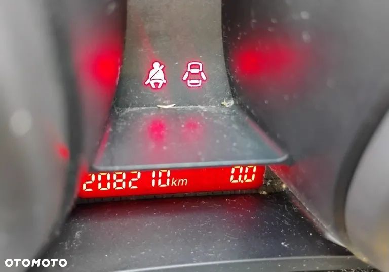 Mazda 5 - 12