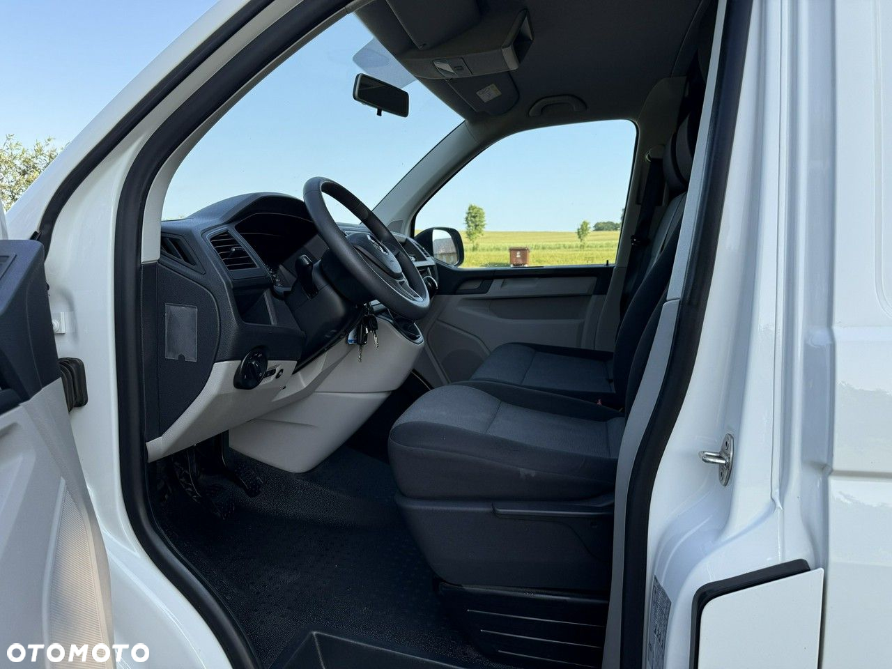 Volkswagen Transporter - 34