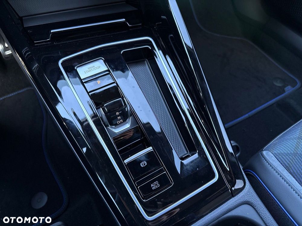 Volkswagen Golf - 17