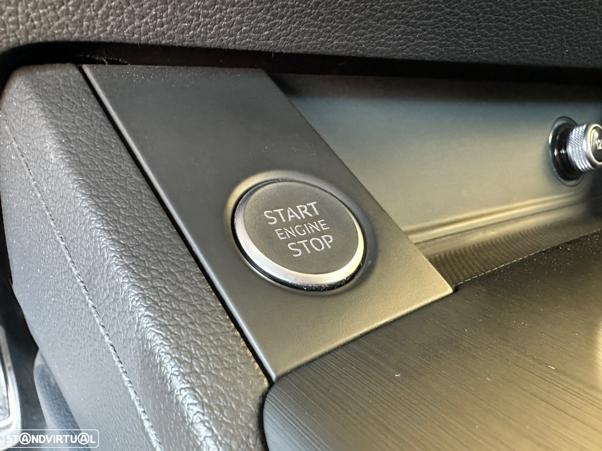 Audi A4 40 TDI quattro S line S tronic - 27