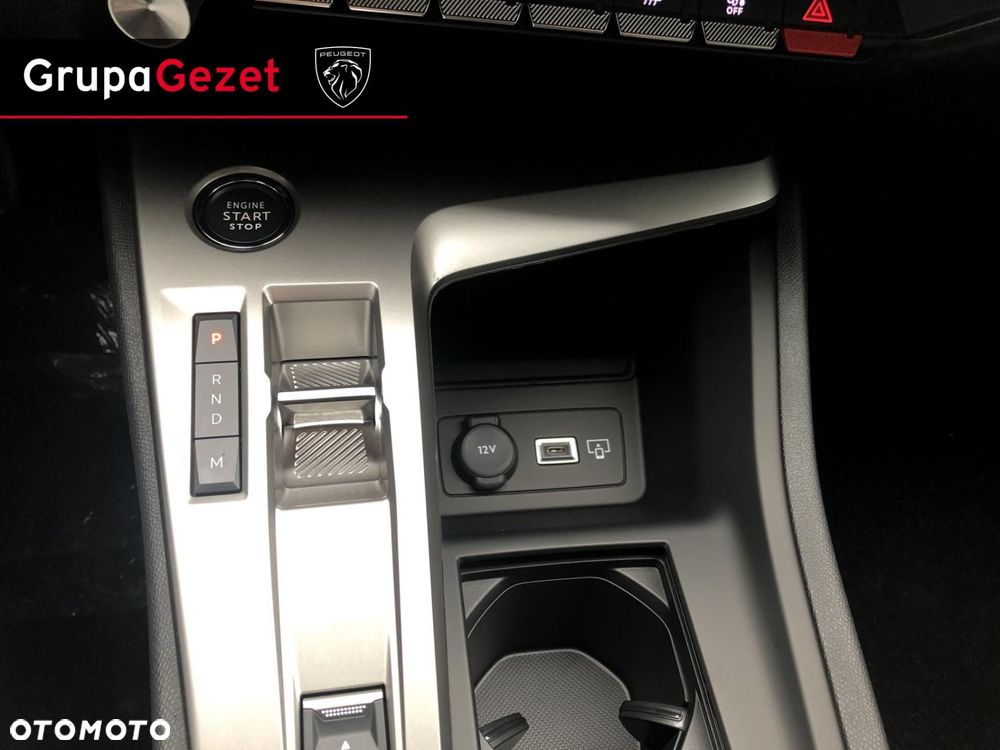 Peugeot 408 - 16