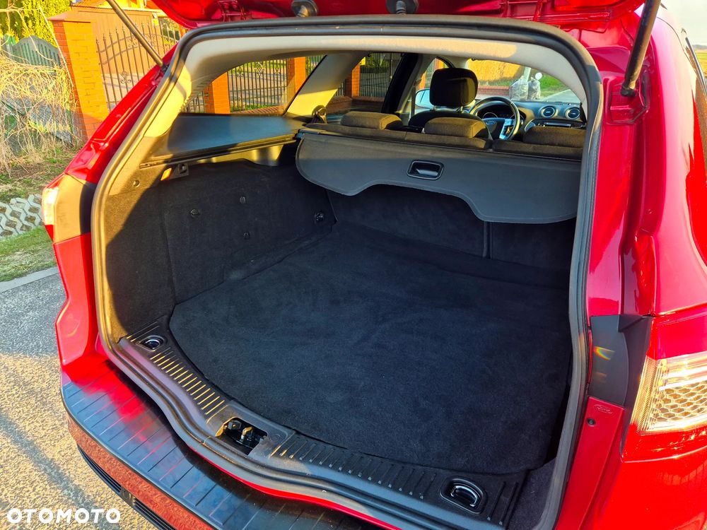 Ford Mondeo 2.0 TDCi Platinium X Plus (Titanium) - 24