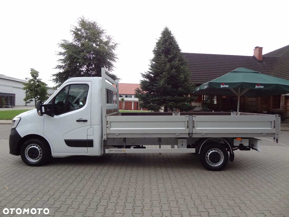 Renault Master Skrzynia 4,0m 2021r - 13