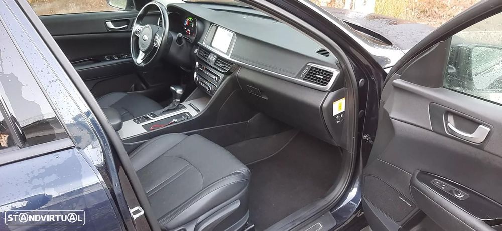 Kia Optima SW - 39
