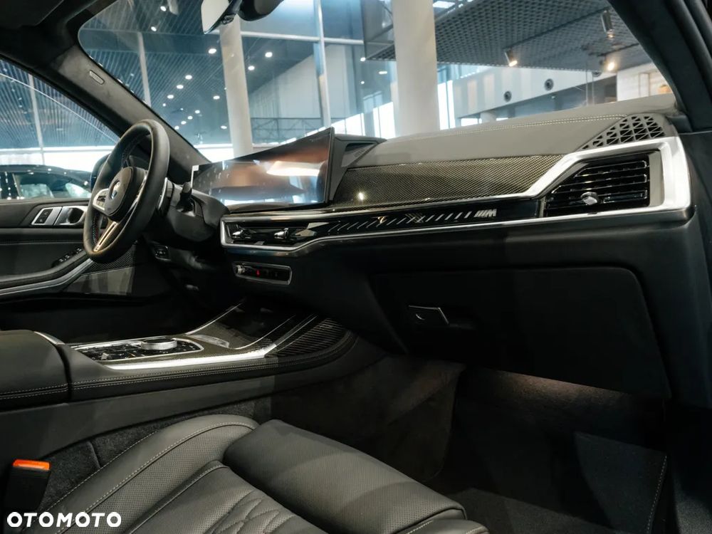 BMW X7 M60i xDrive - 5