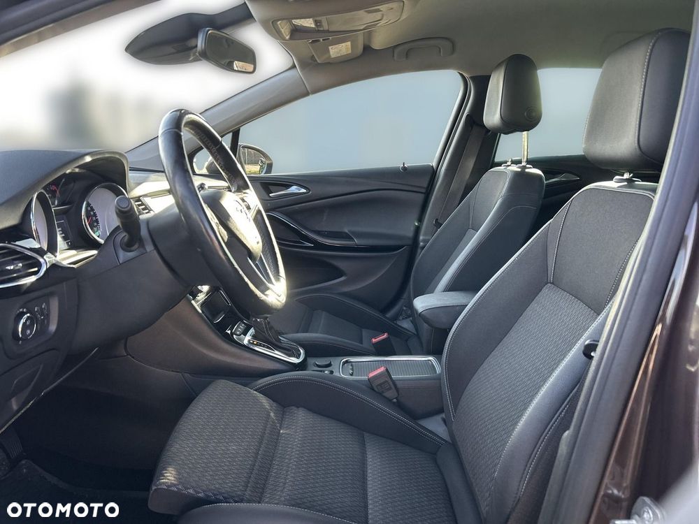 Opel Astra 1.6 T Elite S&S - 15