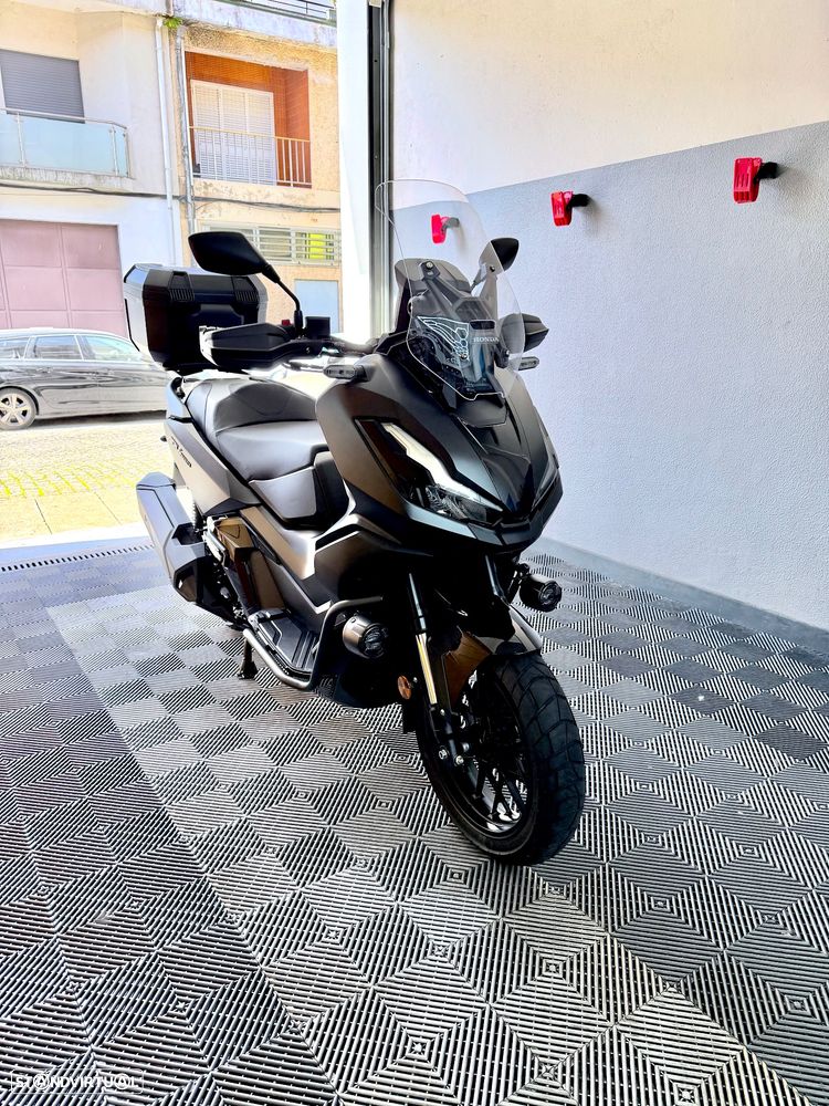 Honda ADV ADV 350 - 1