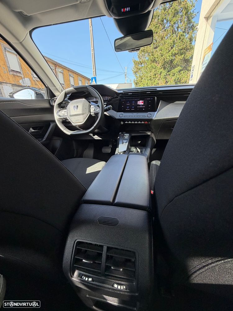 Peugeot 308 1.2 PureTech Allure EAT8 - 15