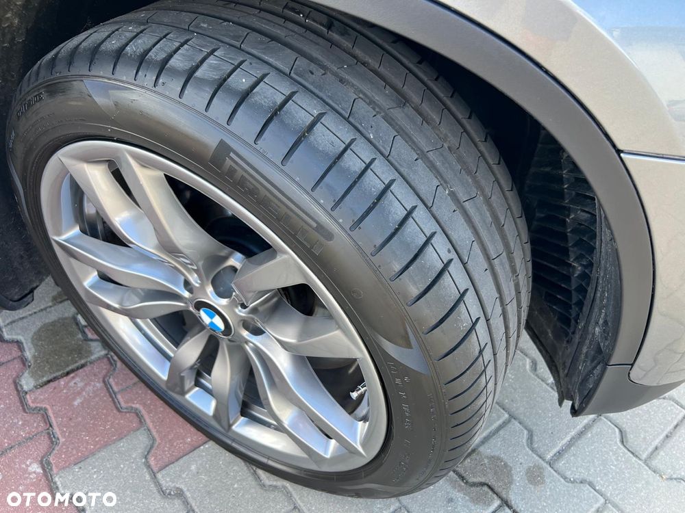 BMW X6 xDriveM50d - 22