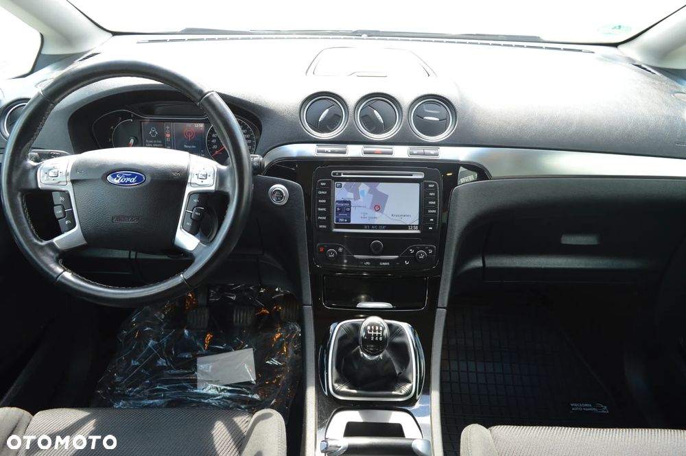 Ford S-Max 2.0 TDCi DPF Titanium - 16