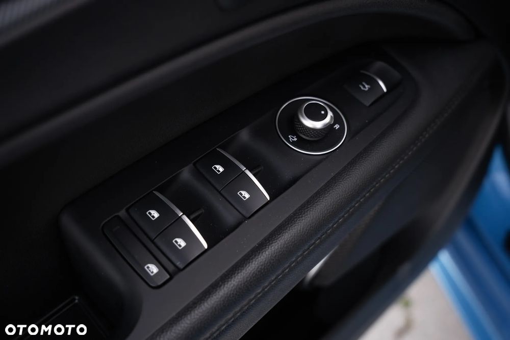 Alfa Romeo Stelvio 2.0 Turbo Veloce Q4 - 19