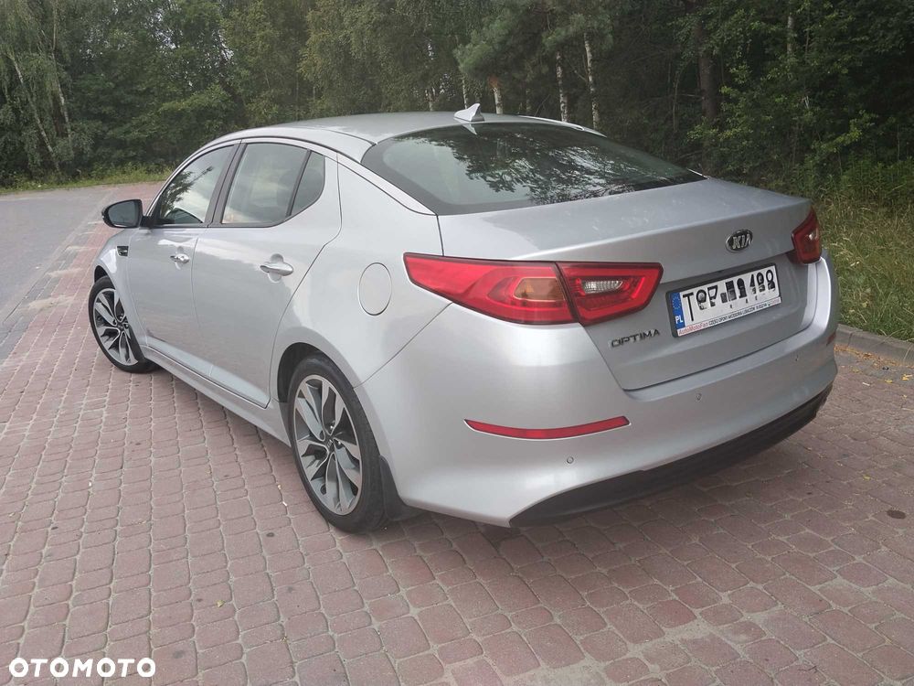 Kia Optima - 4