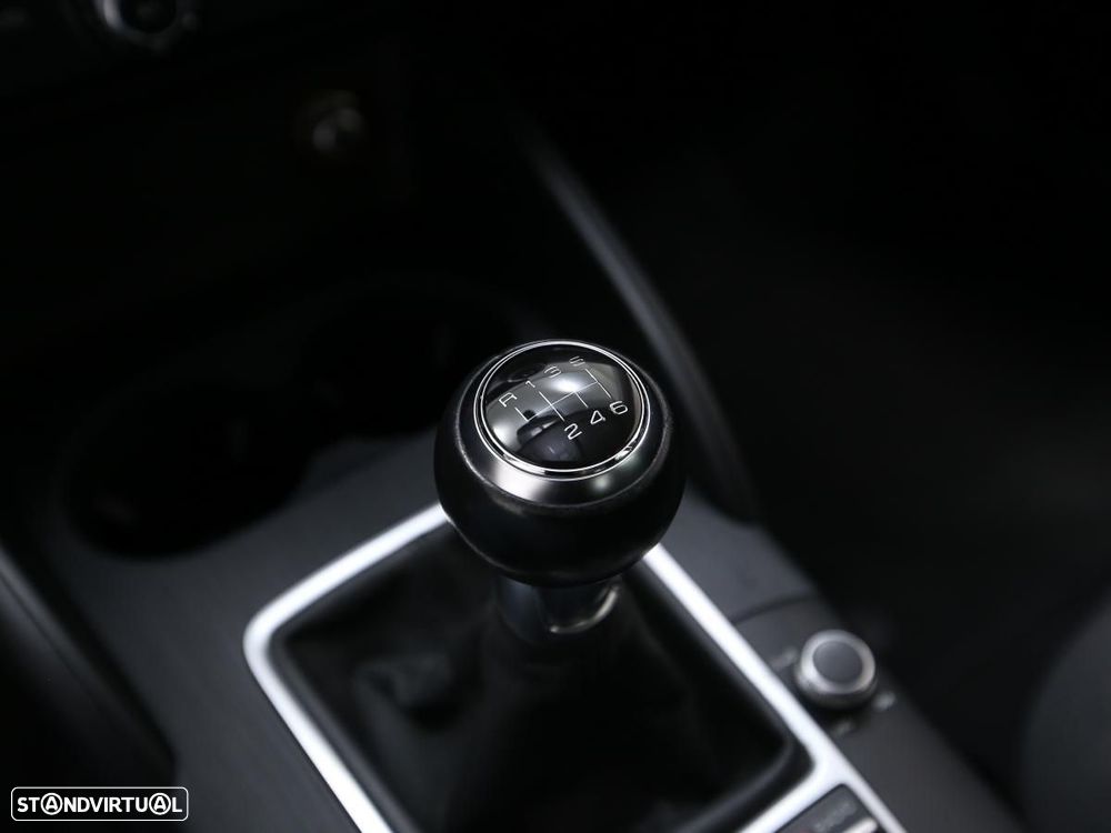 Audi A3 Limousine 1.6 TDI Business Line Attraction - 20