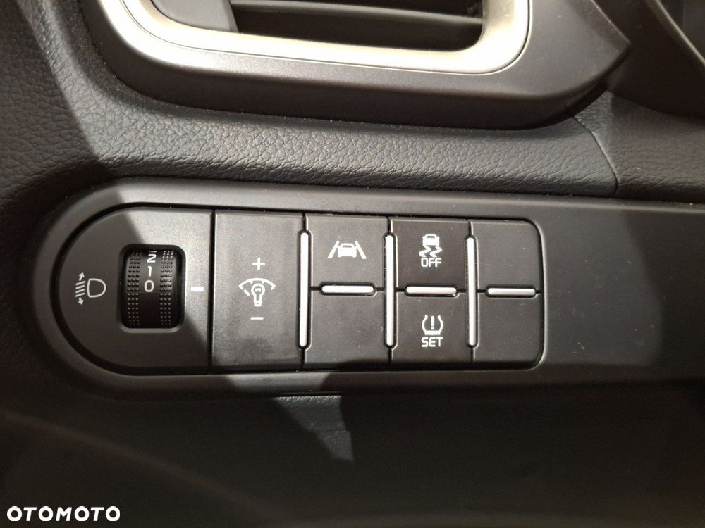 Kia XCeed 1.5 T-GDI M DCT - 13