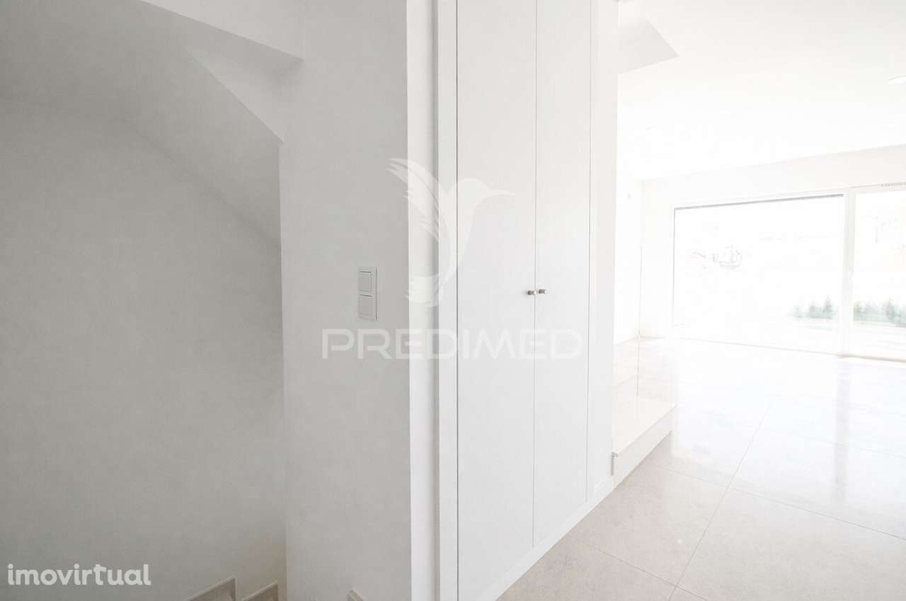 Moradia T3+1, Charneca de Caparica - Grande imagem: 3/35