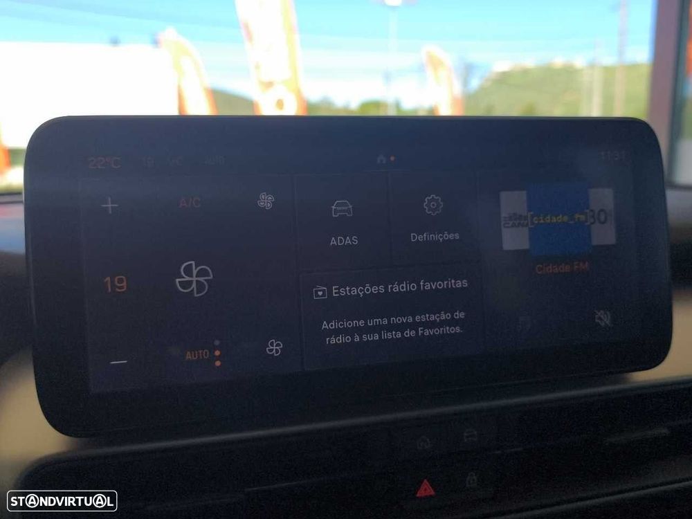 Jeep Avenger 1.2 GSE T3 Summit - 21