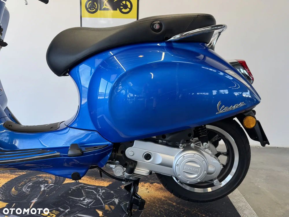 Piaggio Vespa - 24