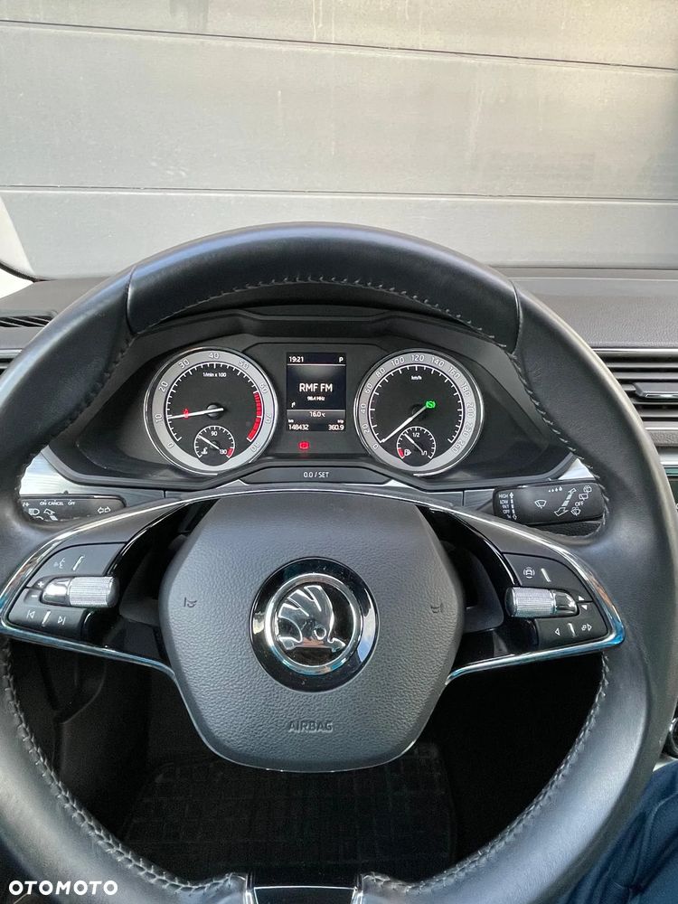 Skoda Superb 1.5 TSI Ambition DSG - 8