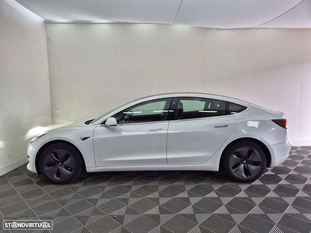 Tesla Model 3 Standard Range Plus RWD - 2