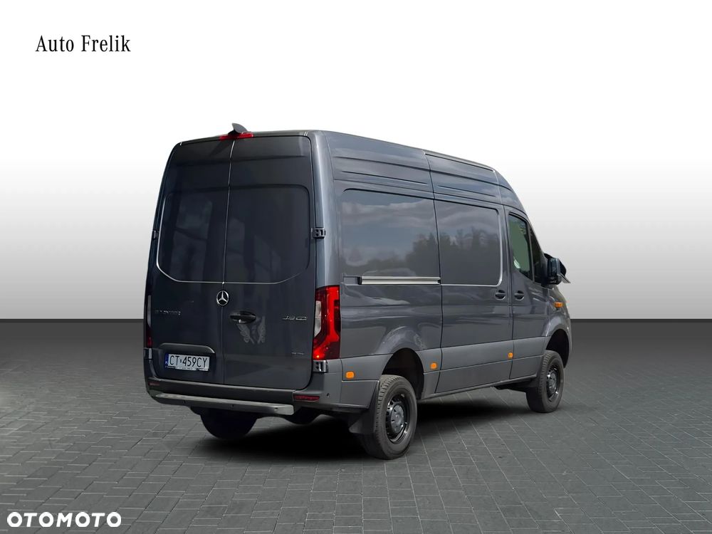 Mercedes-Benz Sprinter 319 4x4 - 5