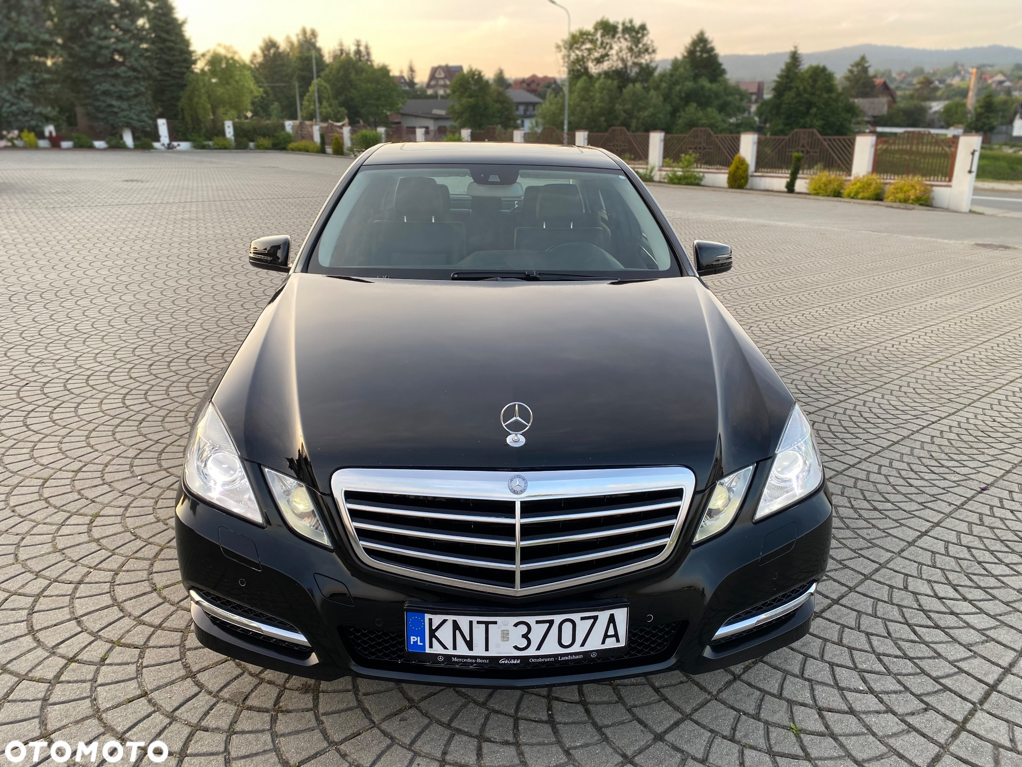 Mercedes-Benz Klasa E 350 T CDI DPF 4Matic BlueEFFICIENCY 7G-TRONIC Avantgarde - 2