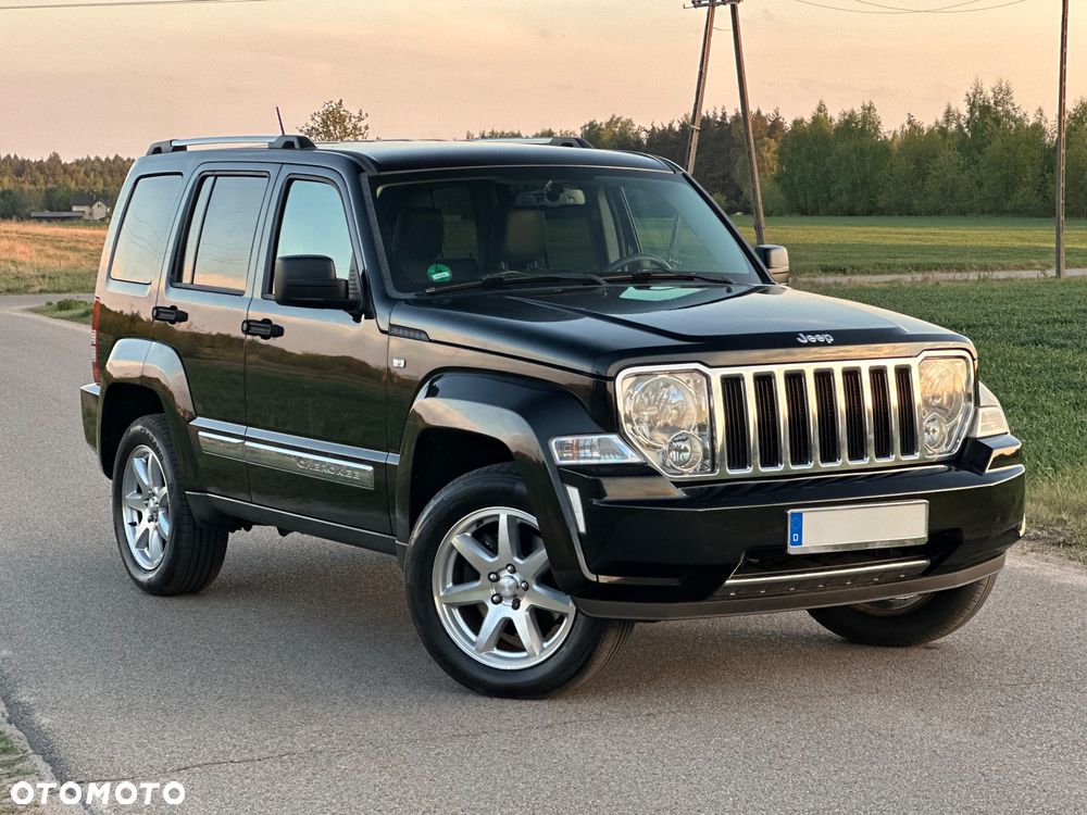 Jeep Cherokee - 24