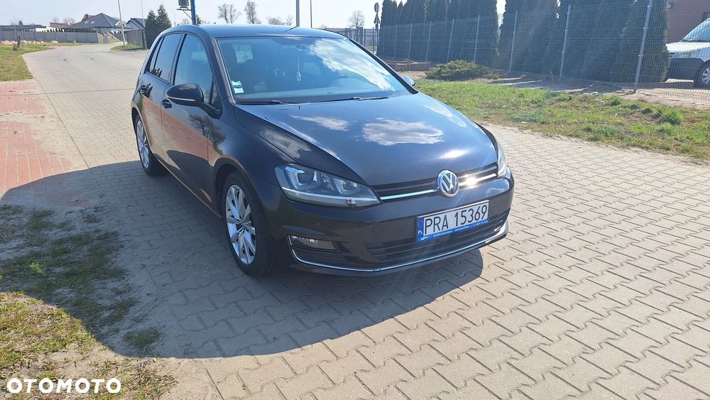 Volkswagen Golf 2.0 TDI BlueMotion Technology Edition - 3