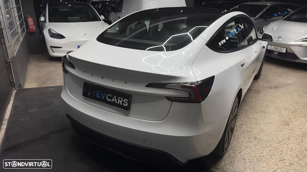 Tesla Model 3 Standard RWD - 11